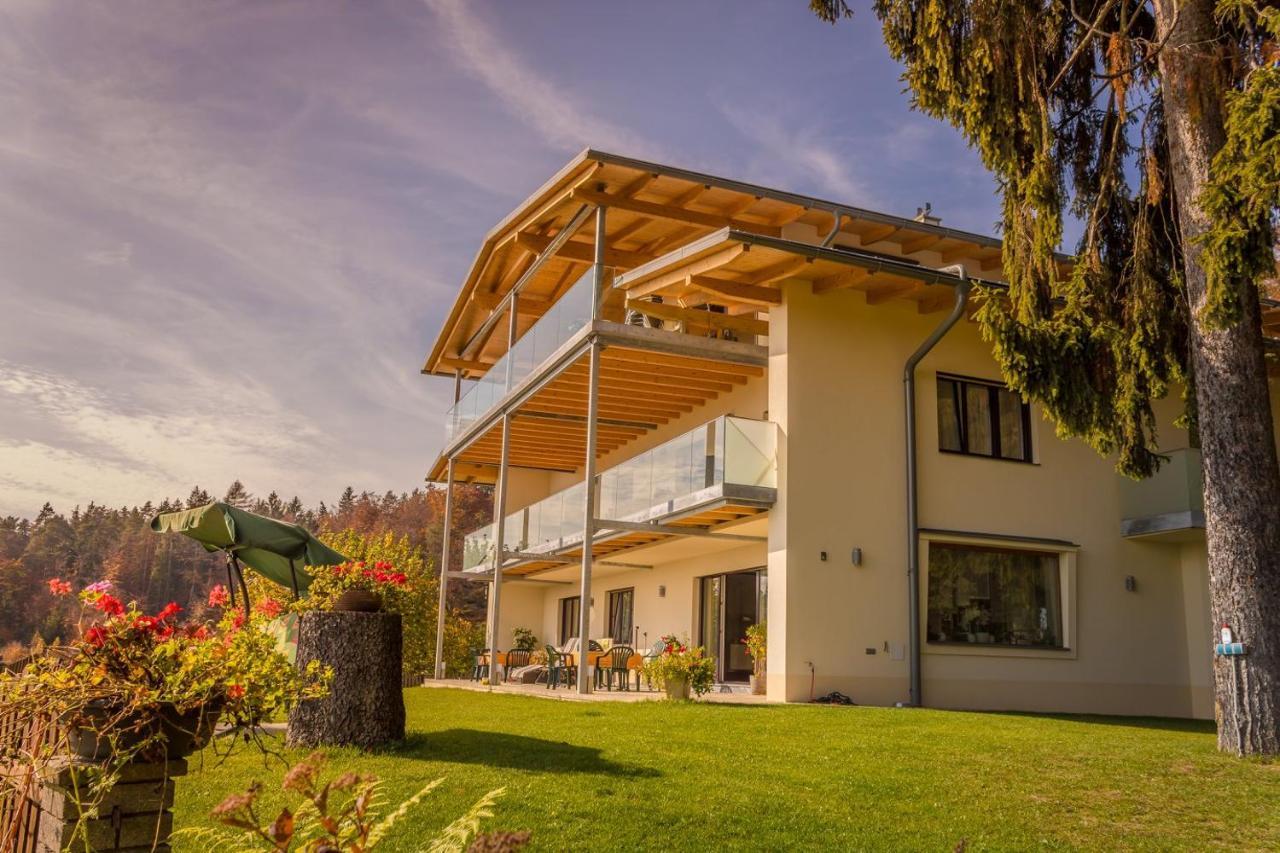 Апартаменты Gastehaus Dollenz Tiebitsch Экстерьер фото